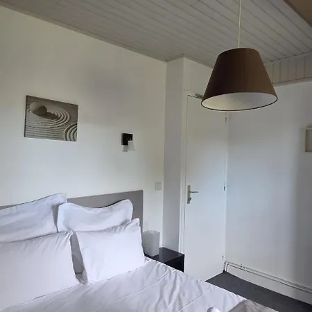 Logis Des Aulnettes Hotel